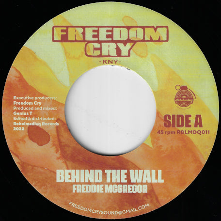 Behind The Wall / Ver