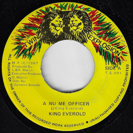 A Nu Me Officer / Ver