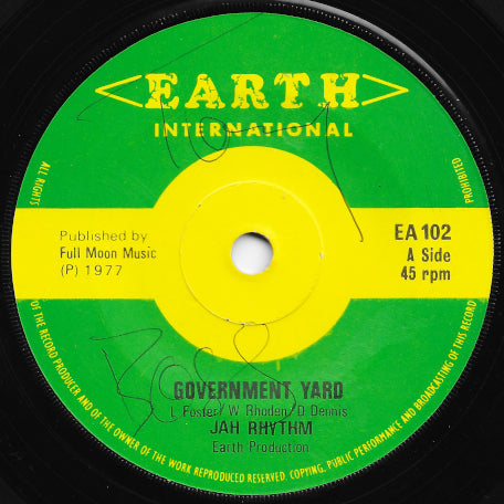 Government Yard / Ver