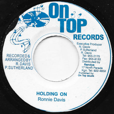 Holding On / Ver
